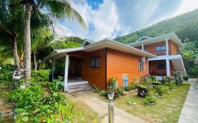 Anse Grosse Roche Beach Villa